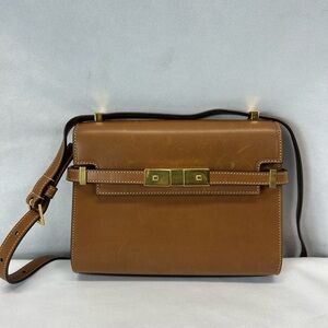 Saint Laurent

Manhattan Small Shoulder Bag in Box Leather